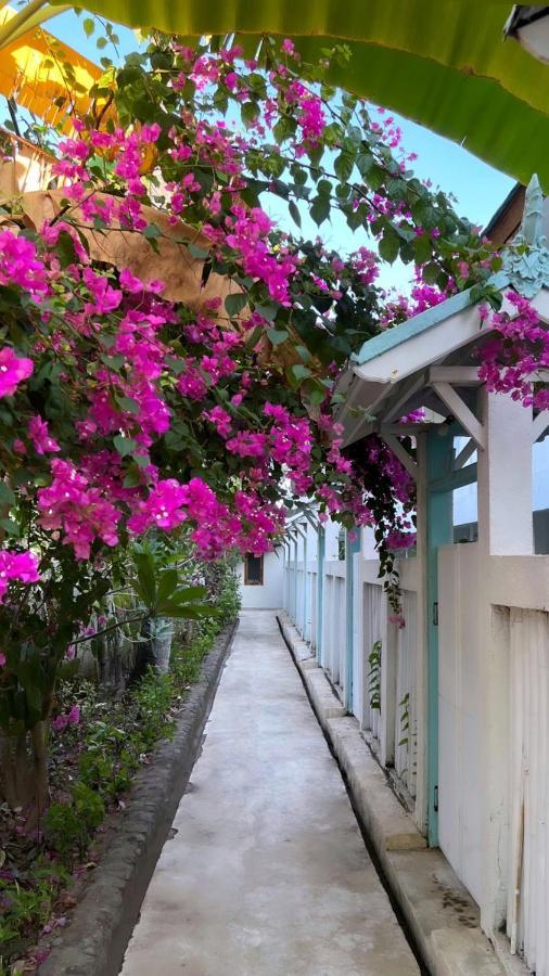 7Seas Cottages Gili Air Exterior photo